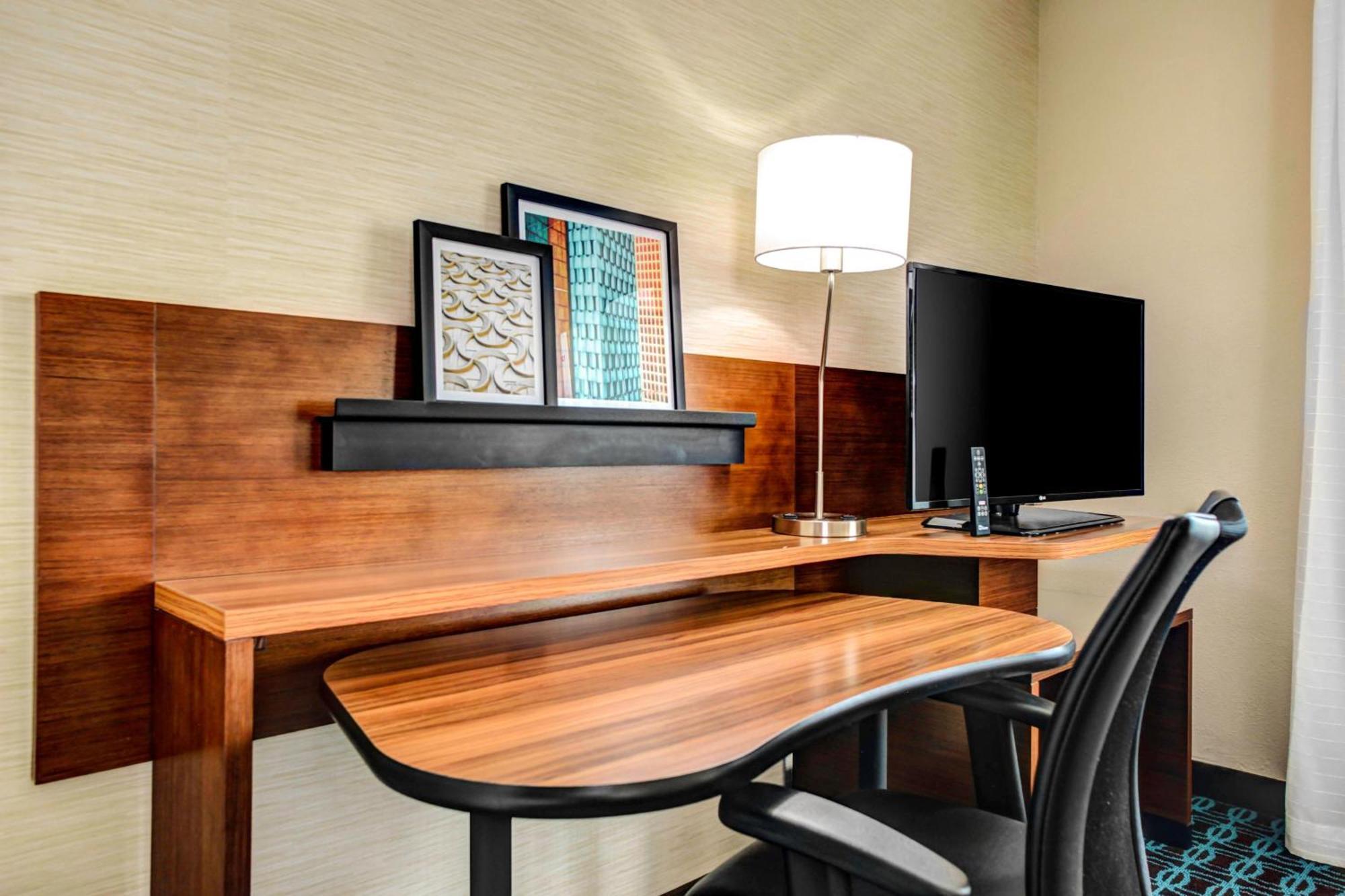 Fairfield Inn & Suites By Marriott Lansing At Eastwood Εξωτερικό φωτογραφία