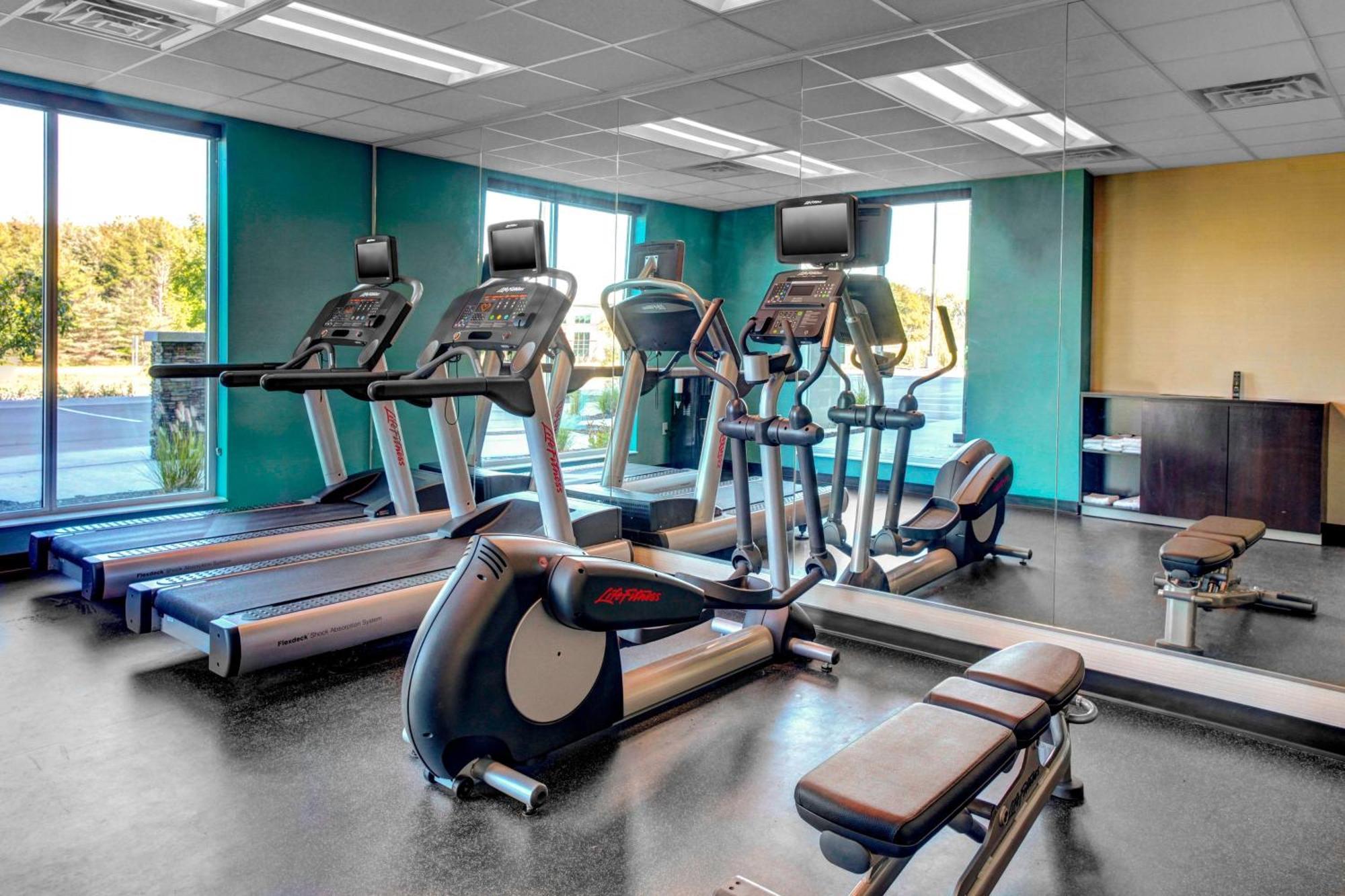 Fairfield Inn & Suites By Marriott Lansing At Eastwood Εξωτερικό φωτογραφία