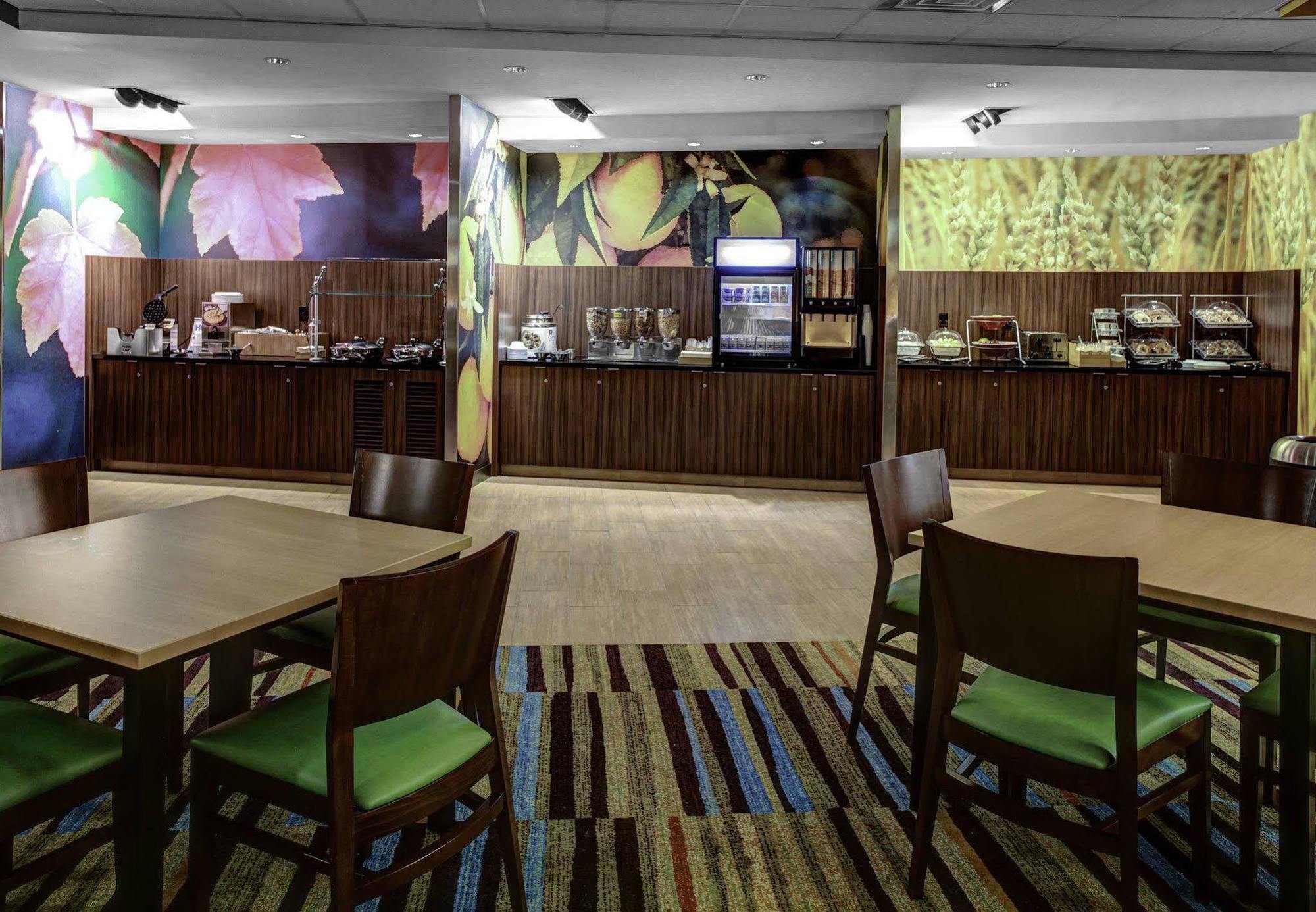 Fairfield Inn & Suites By Marriott Lansing At Eastwood Εξωτερικό φωτογραφία