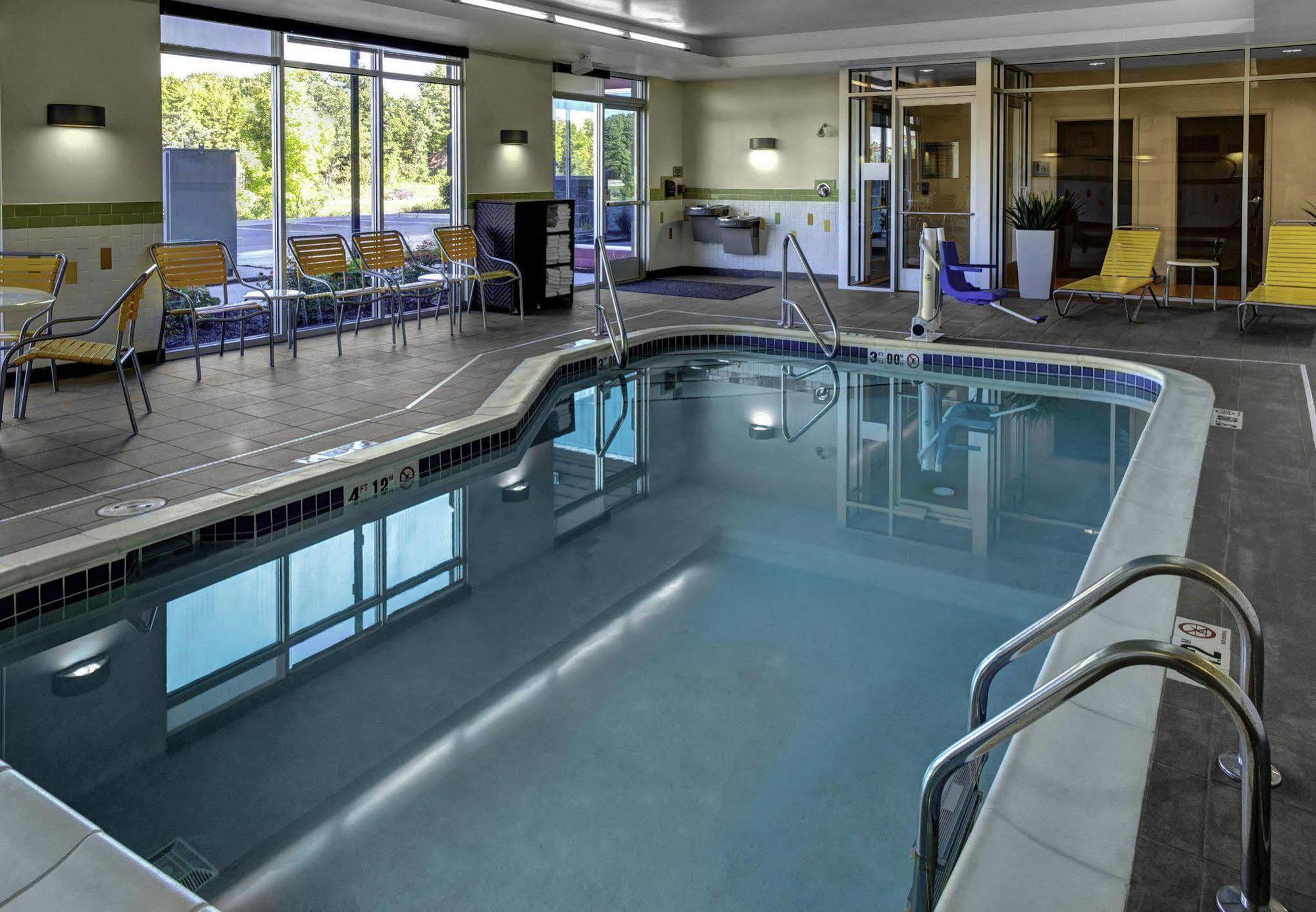 Fairfield Inn & Suites By Marriott Lansing At Eastwood Εξωτερικό φωτογραφία
